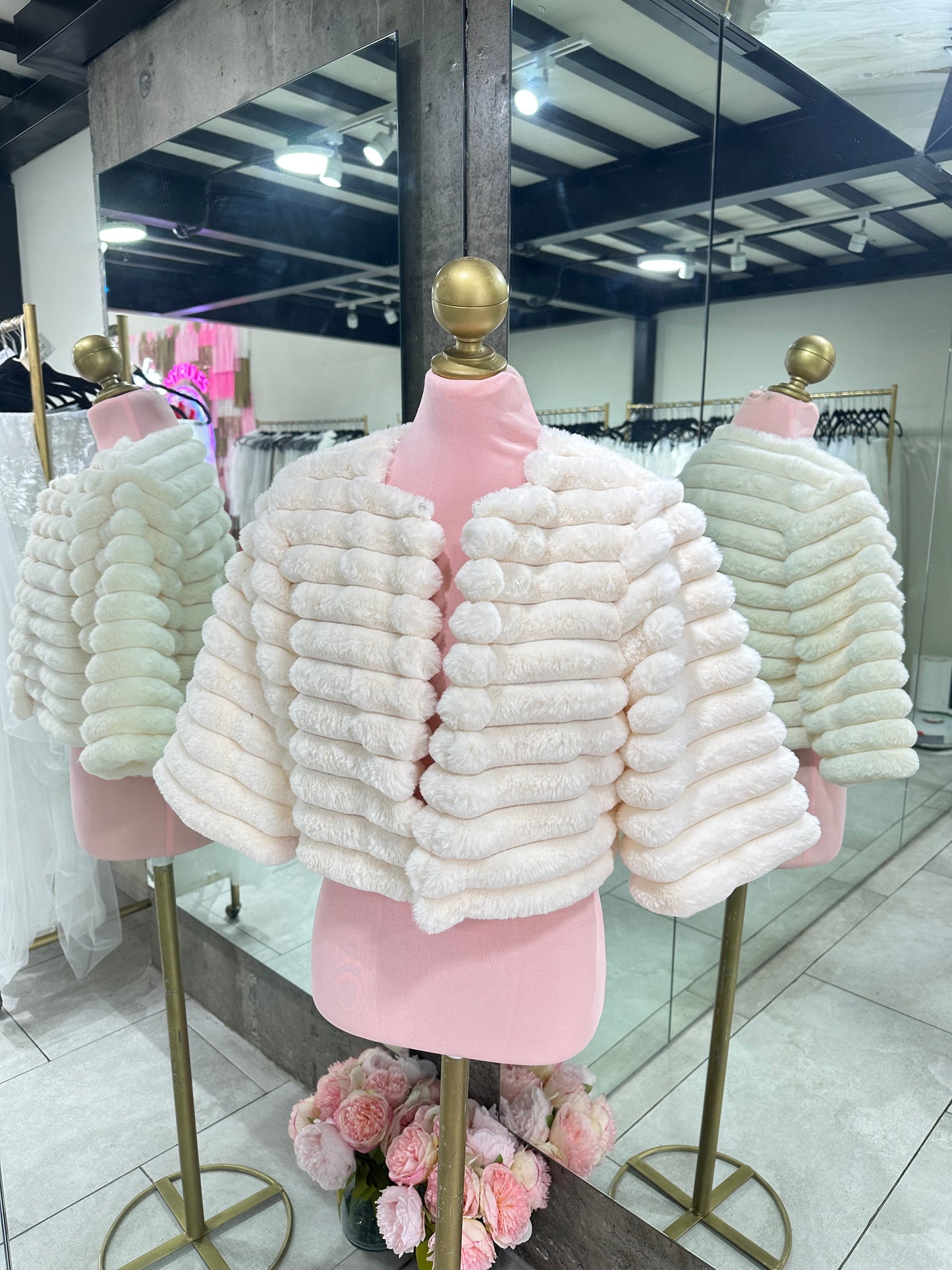 Abrigo de piel sintética