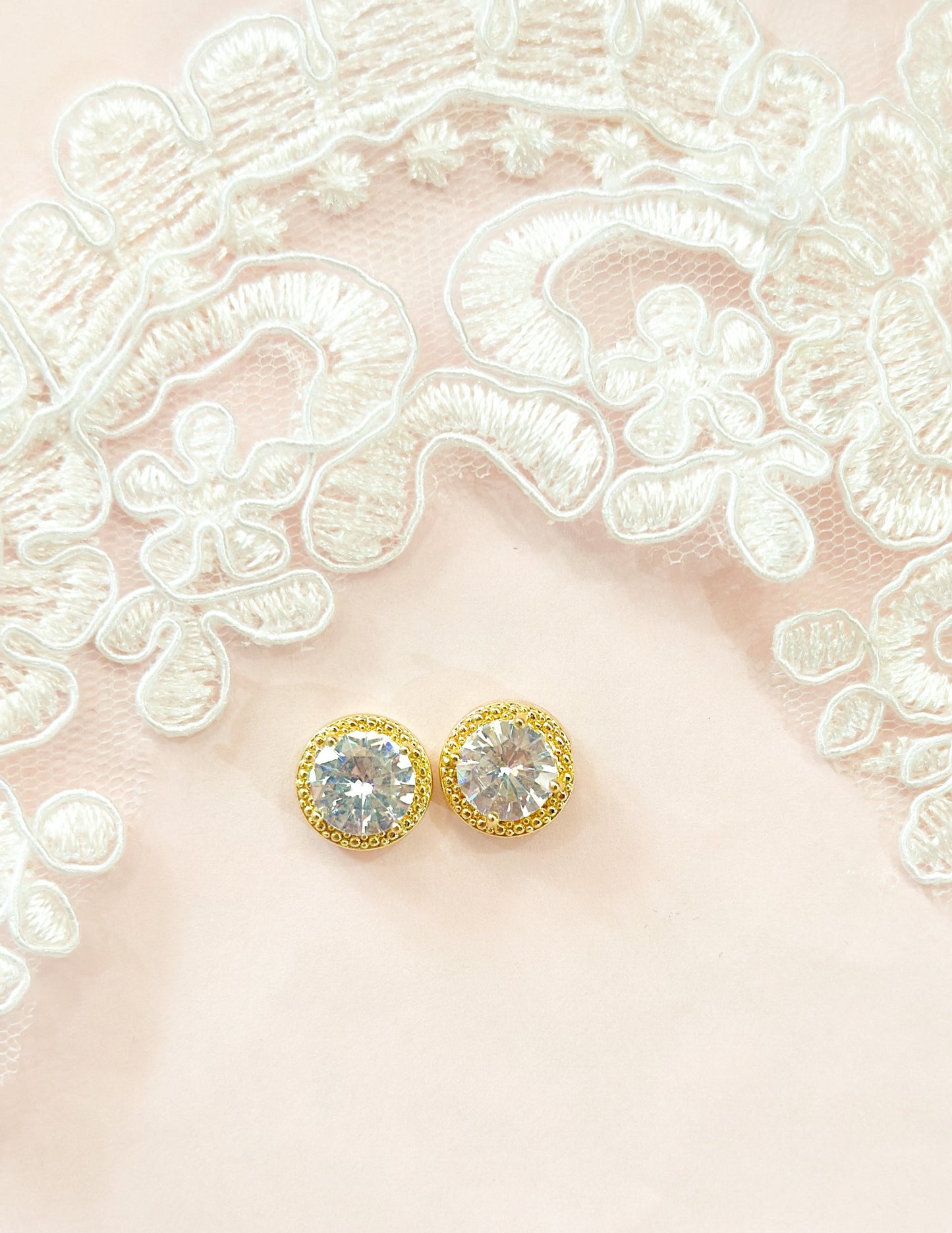 Aretes chicos zirconias