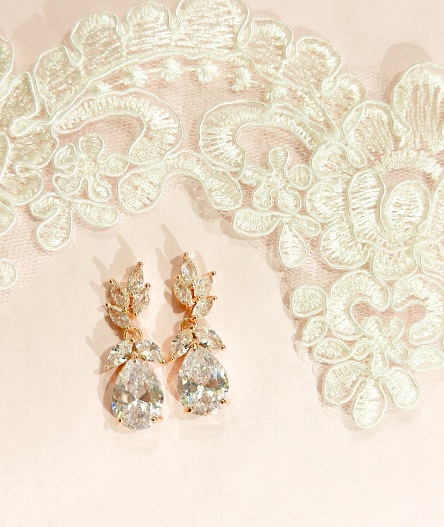 Aretes largos zirconias