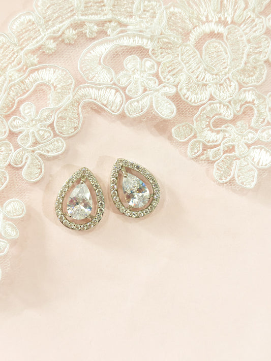 Aretes medianos de zirconia