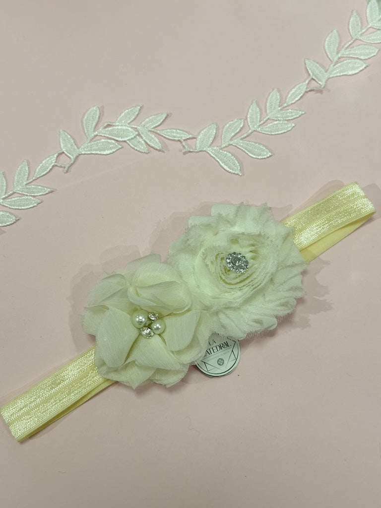 Liga de novia ivory con flores