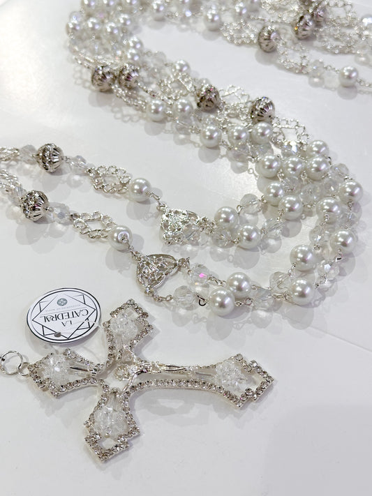 Lazo religioso plateado