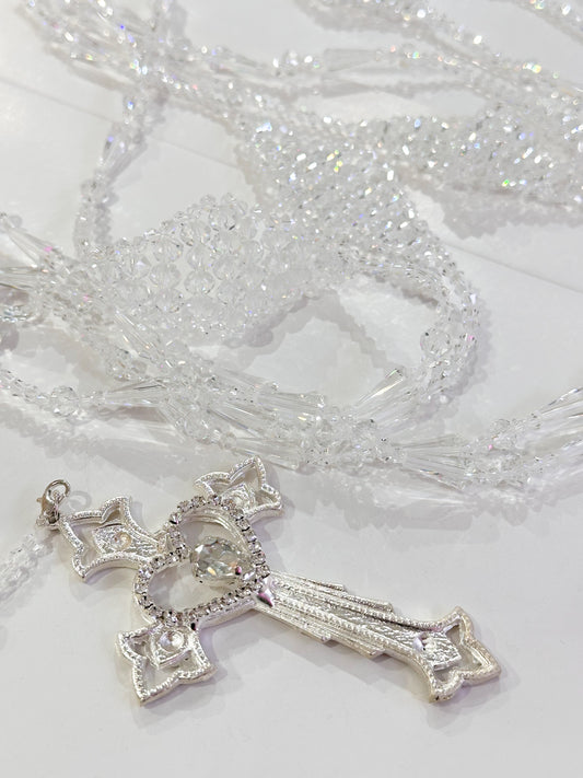 Lazo religioso plateado