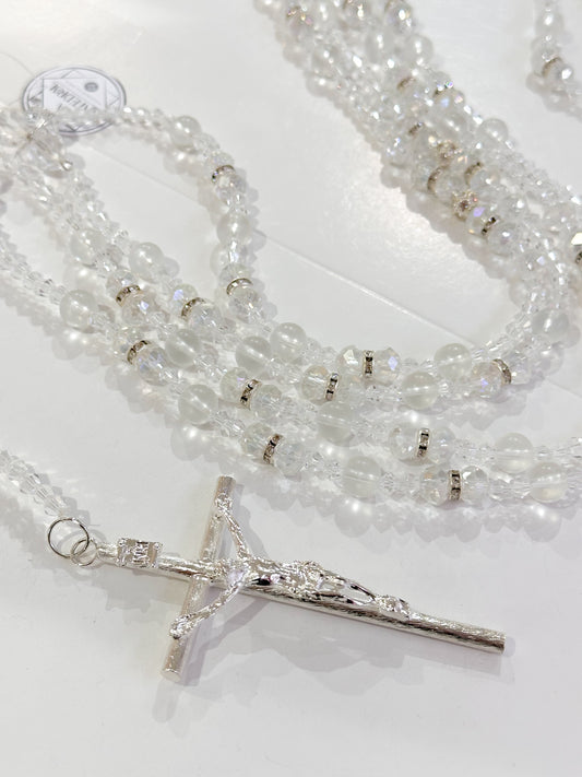 Lazo religioso plateado