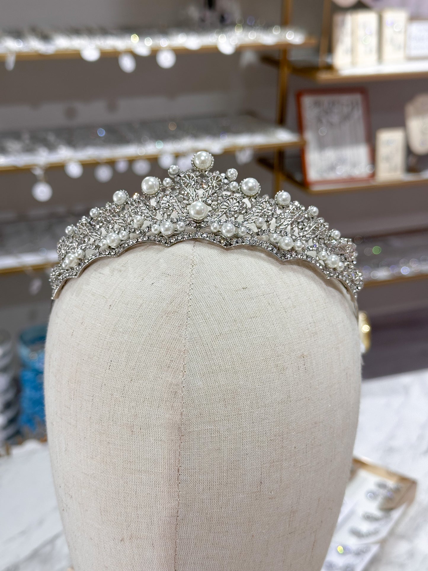 Tiara Clarion