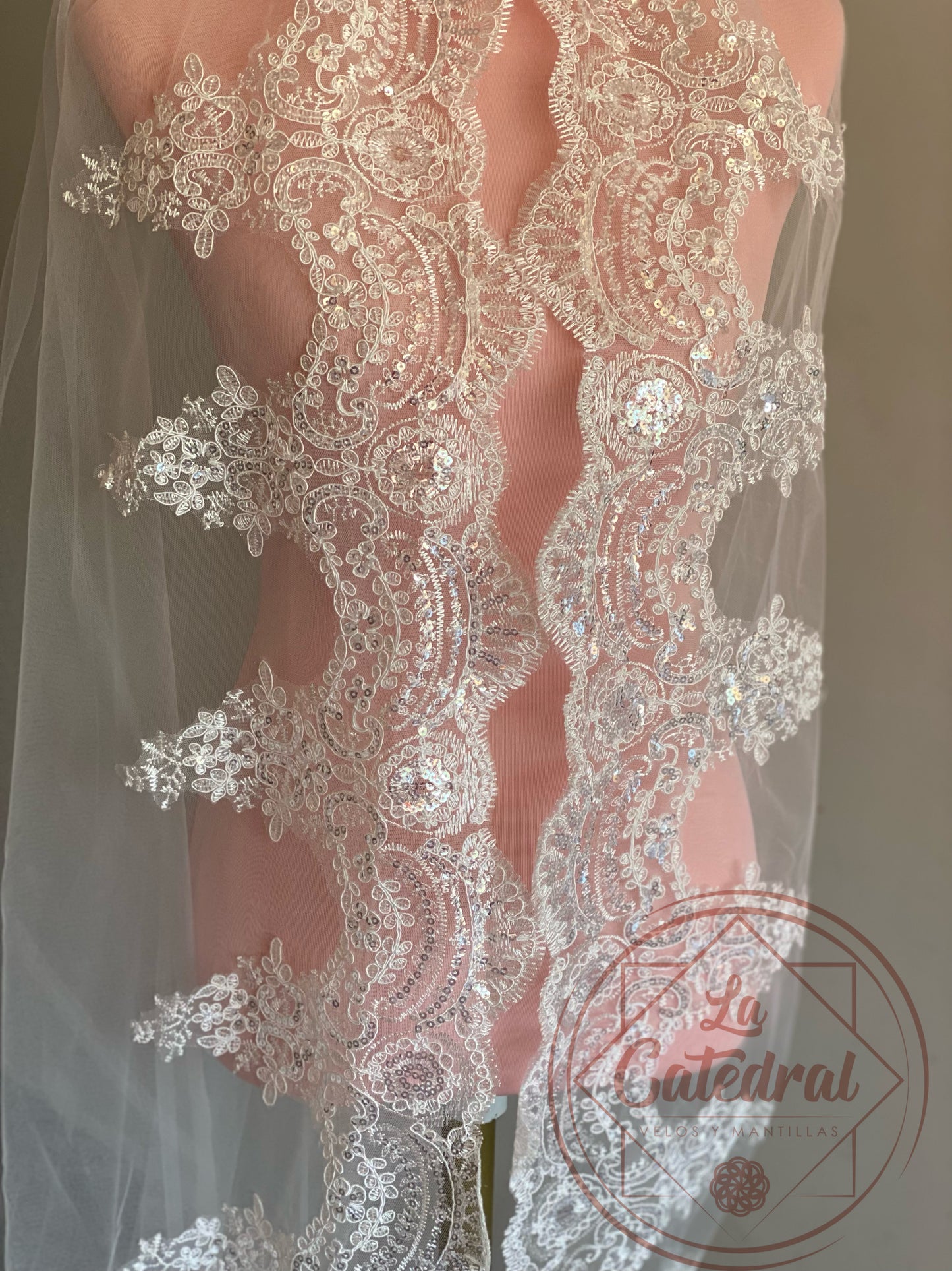 Yany - Velo Royal 3.50x3mts