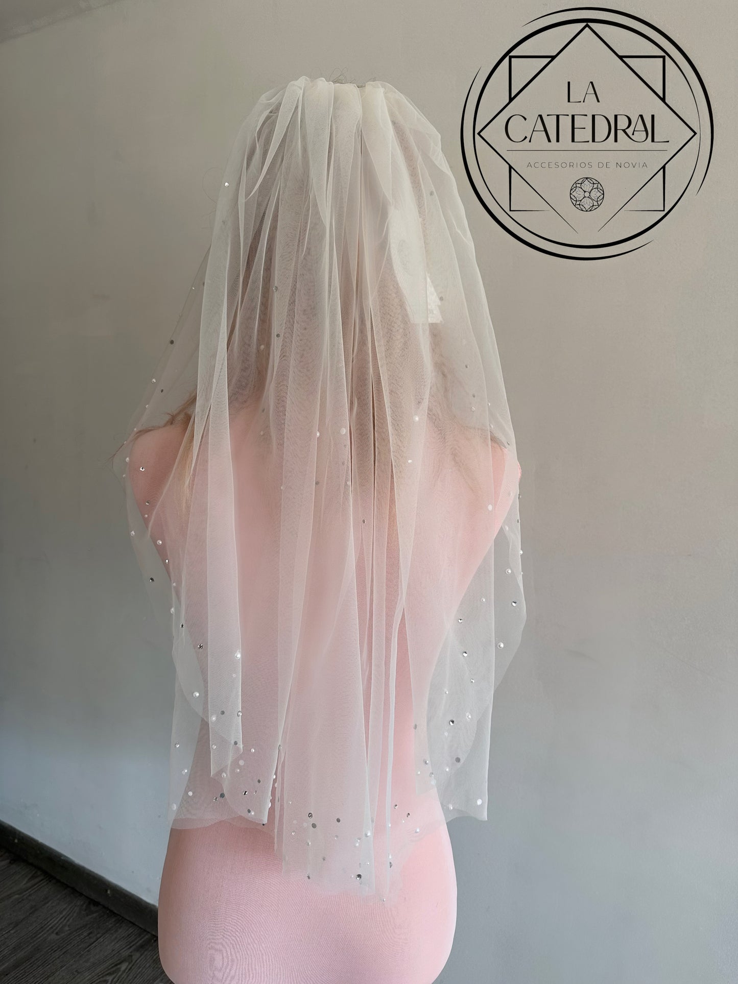 Darcy - Short Veil