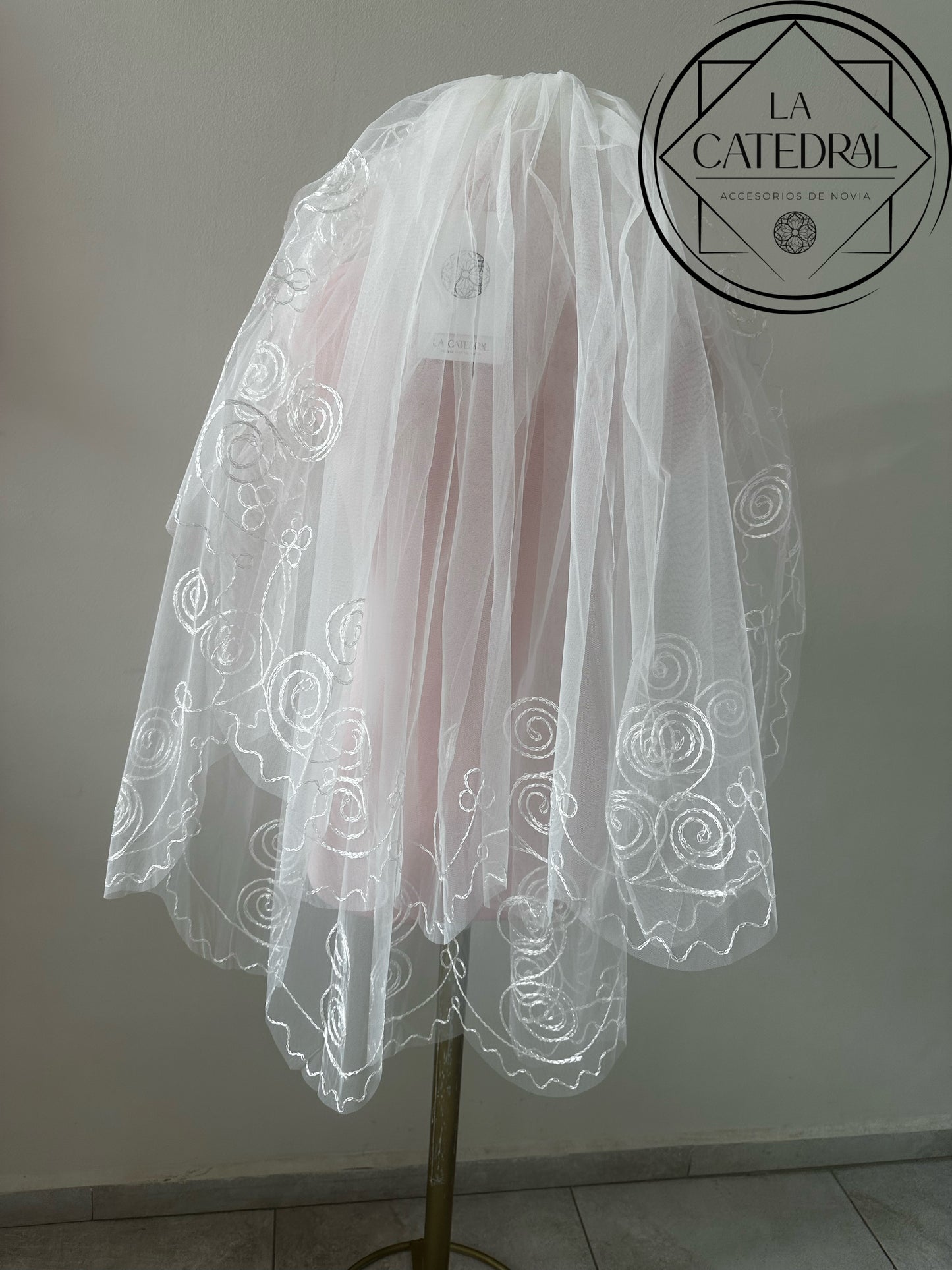 Lia - Velo Corto Doble Capa