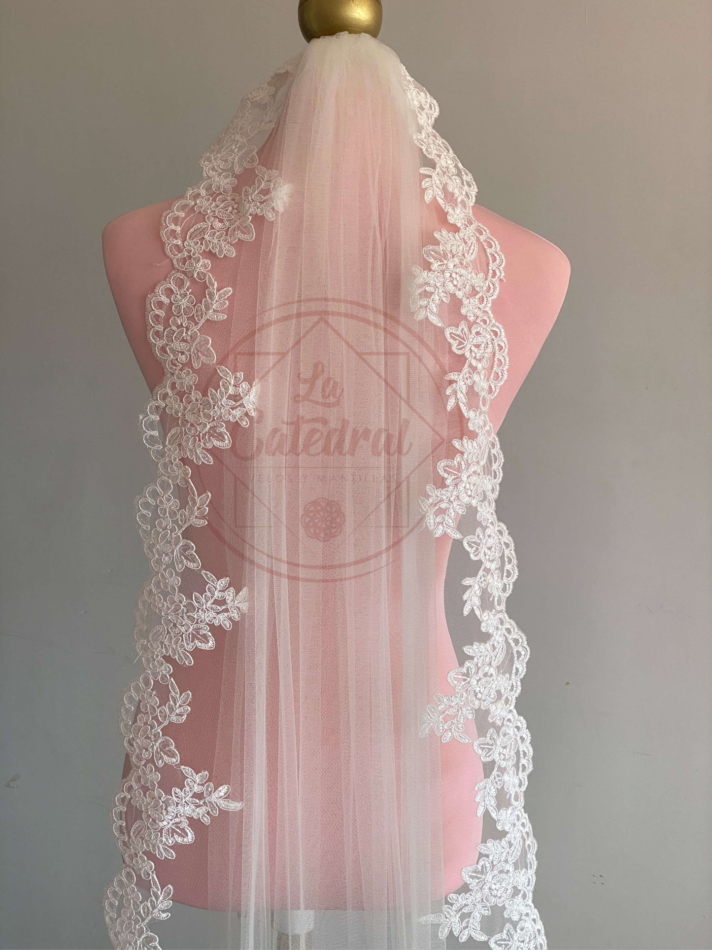 Lenny - Long Veil 3x1.50m