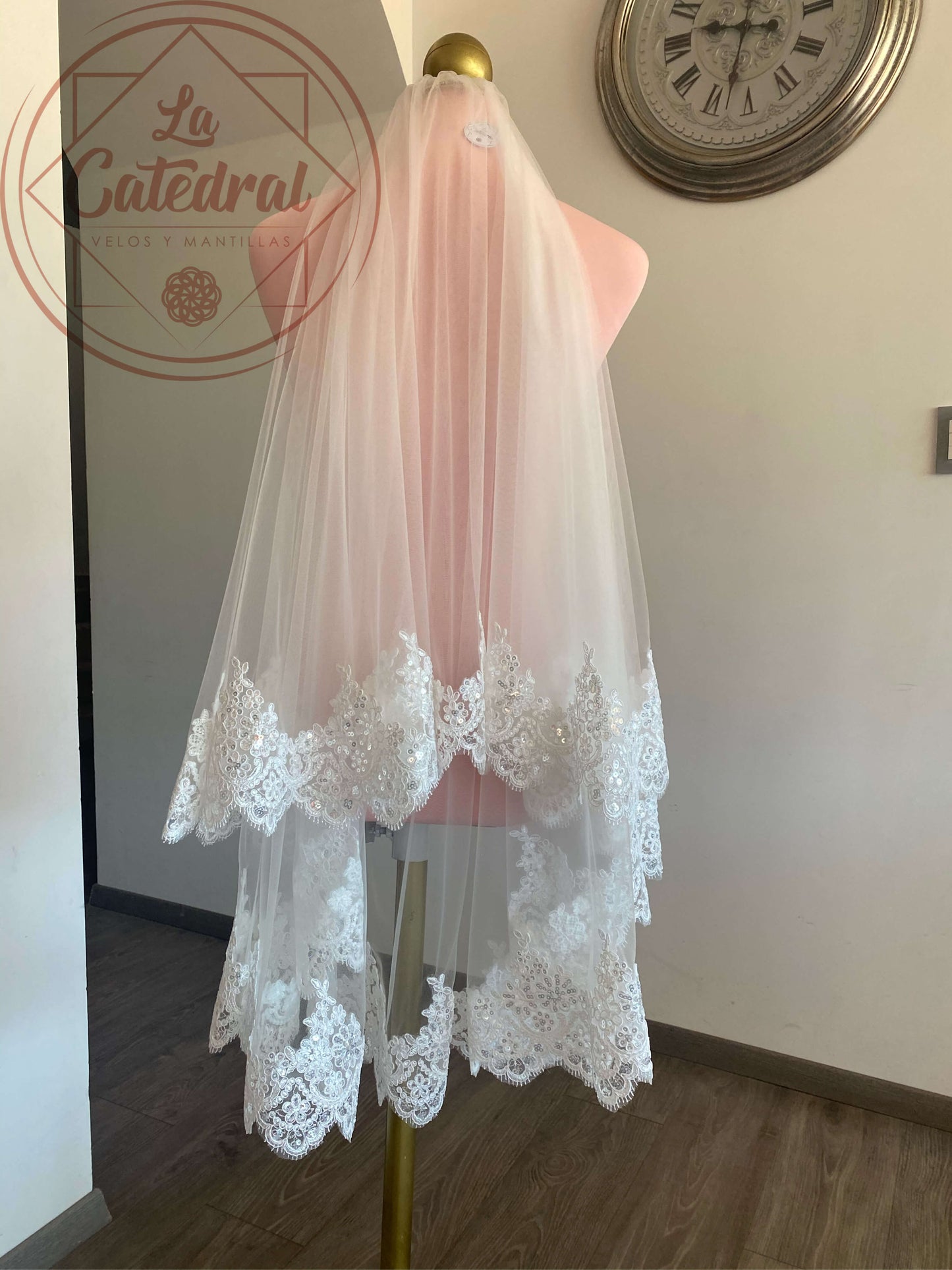 Menash - Short Double Layer Veil