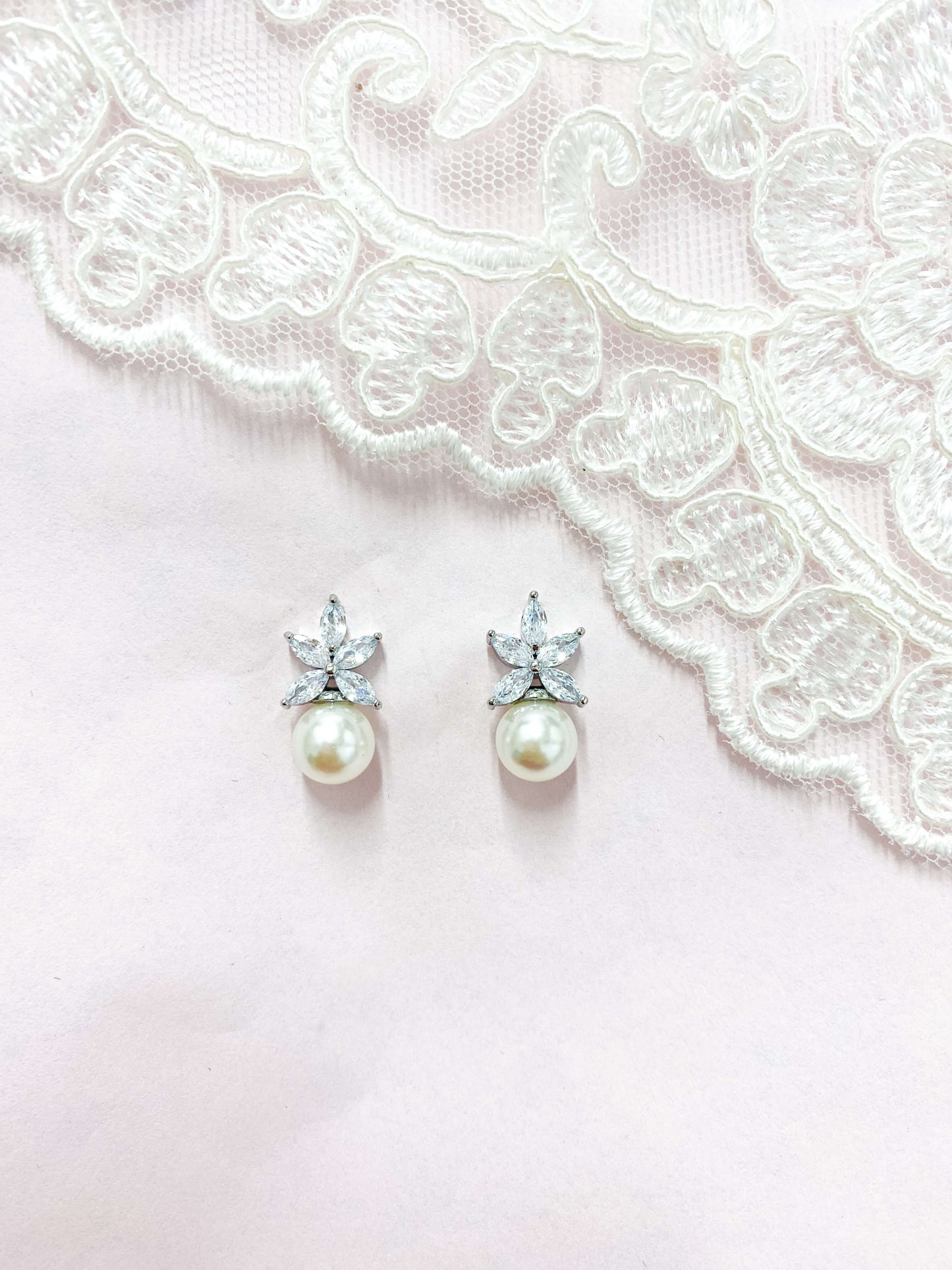 Aretes Cortos Zirconia