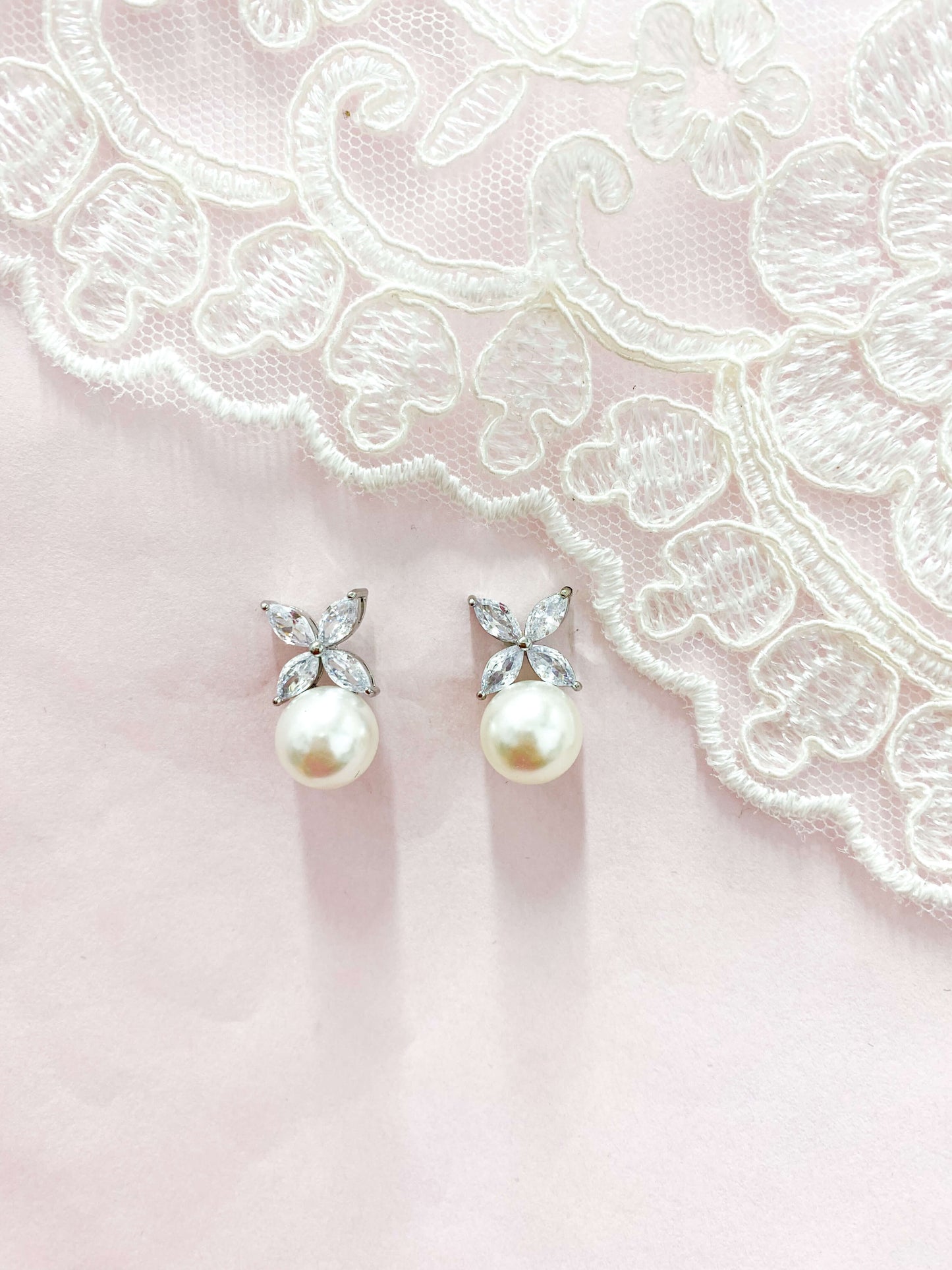 Aretes Cortos Zirconia