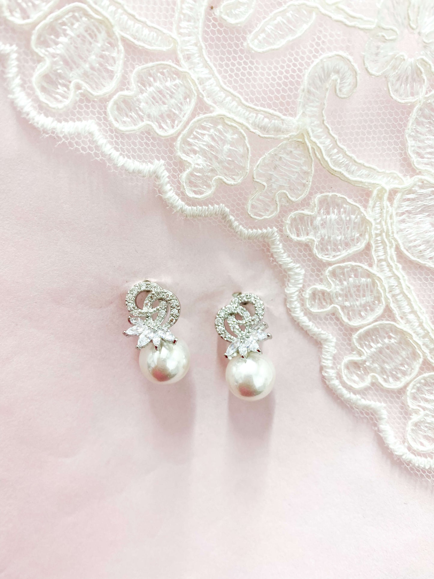 Aretes Cortos Zirconia