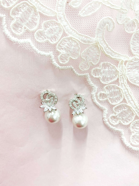 Aretes Cortos Zirconia