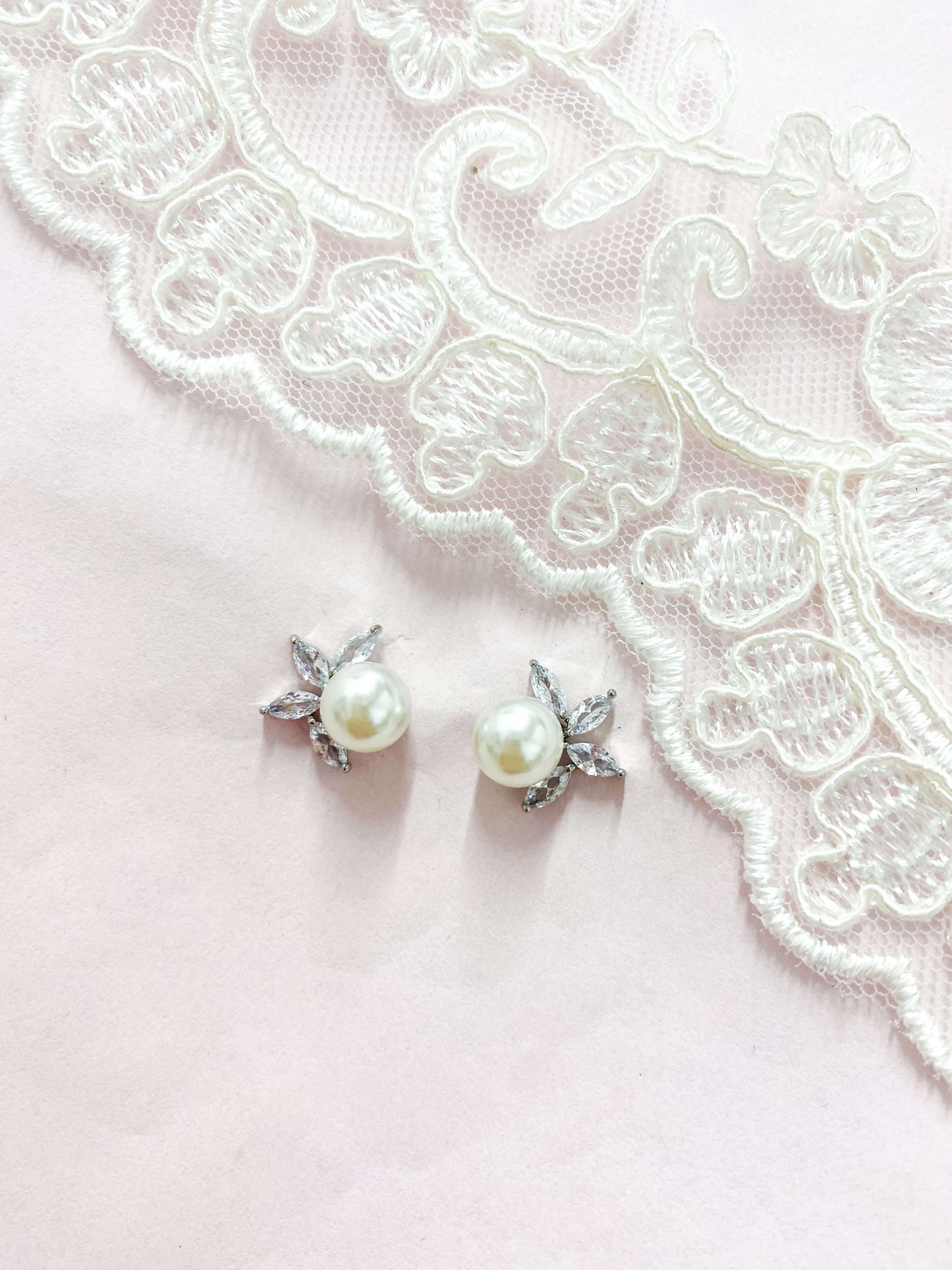 Aretes Cortos Zirconia