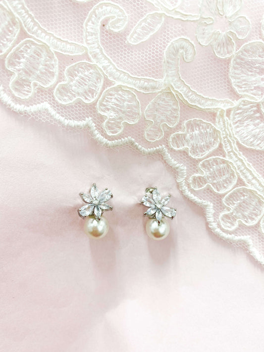 Aretes Cortos Zirconia