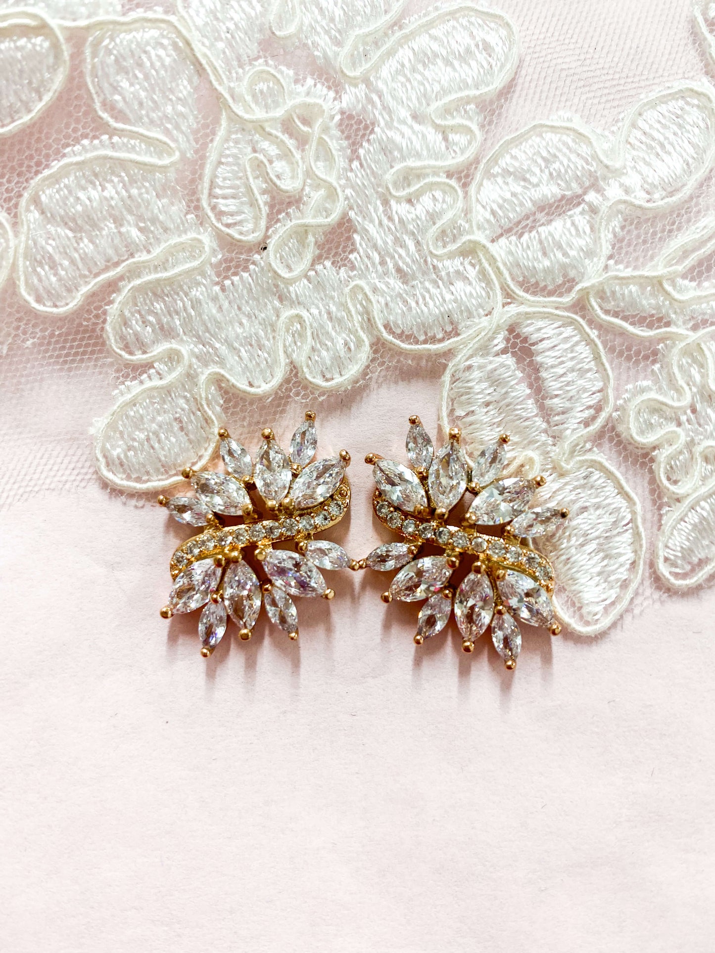 Medium Zirconia Earrings