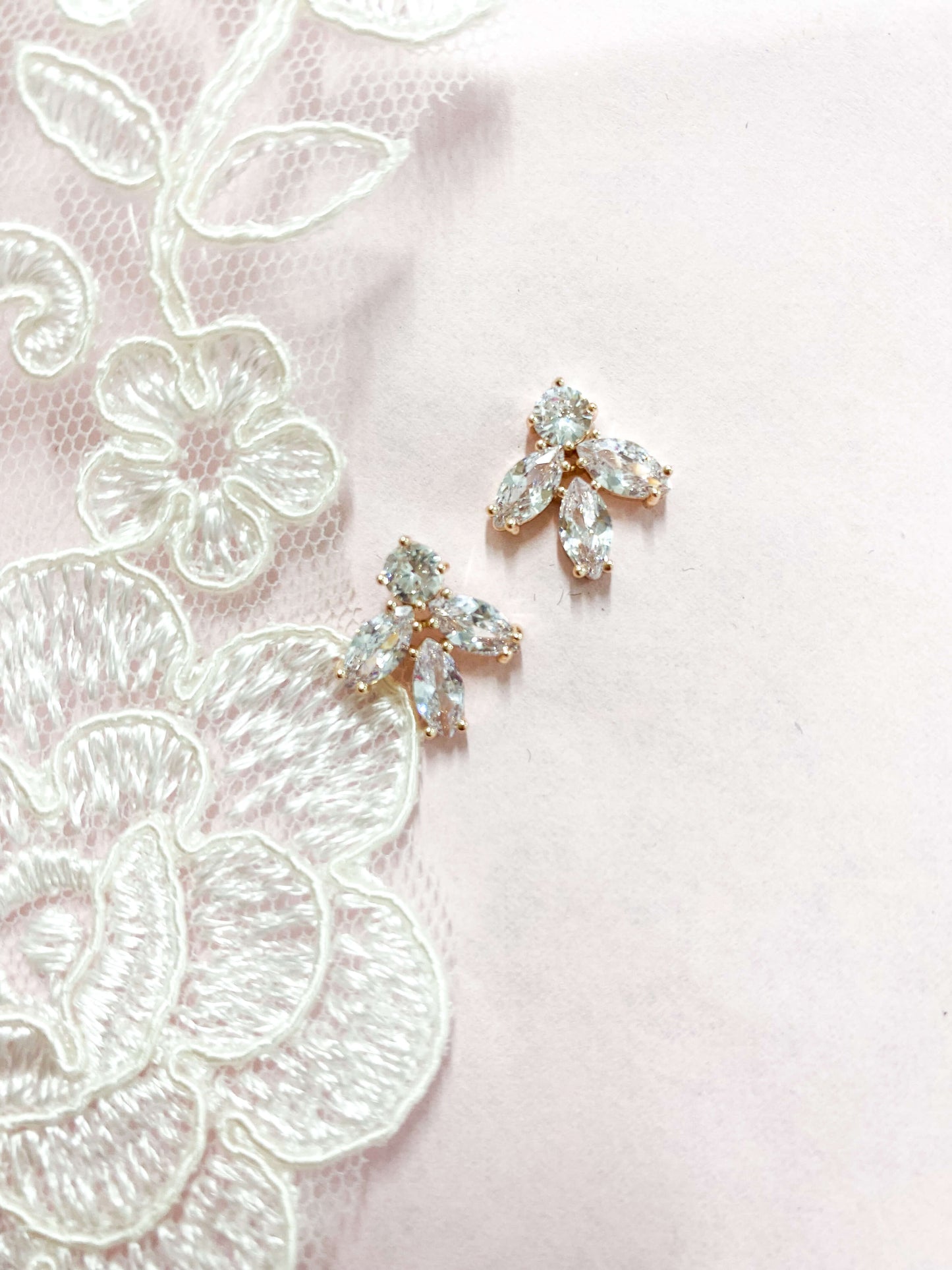 Aretes Cortos Zirconia