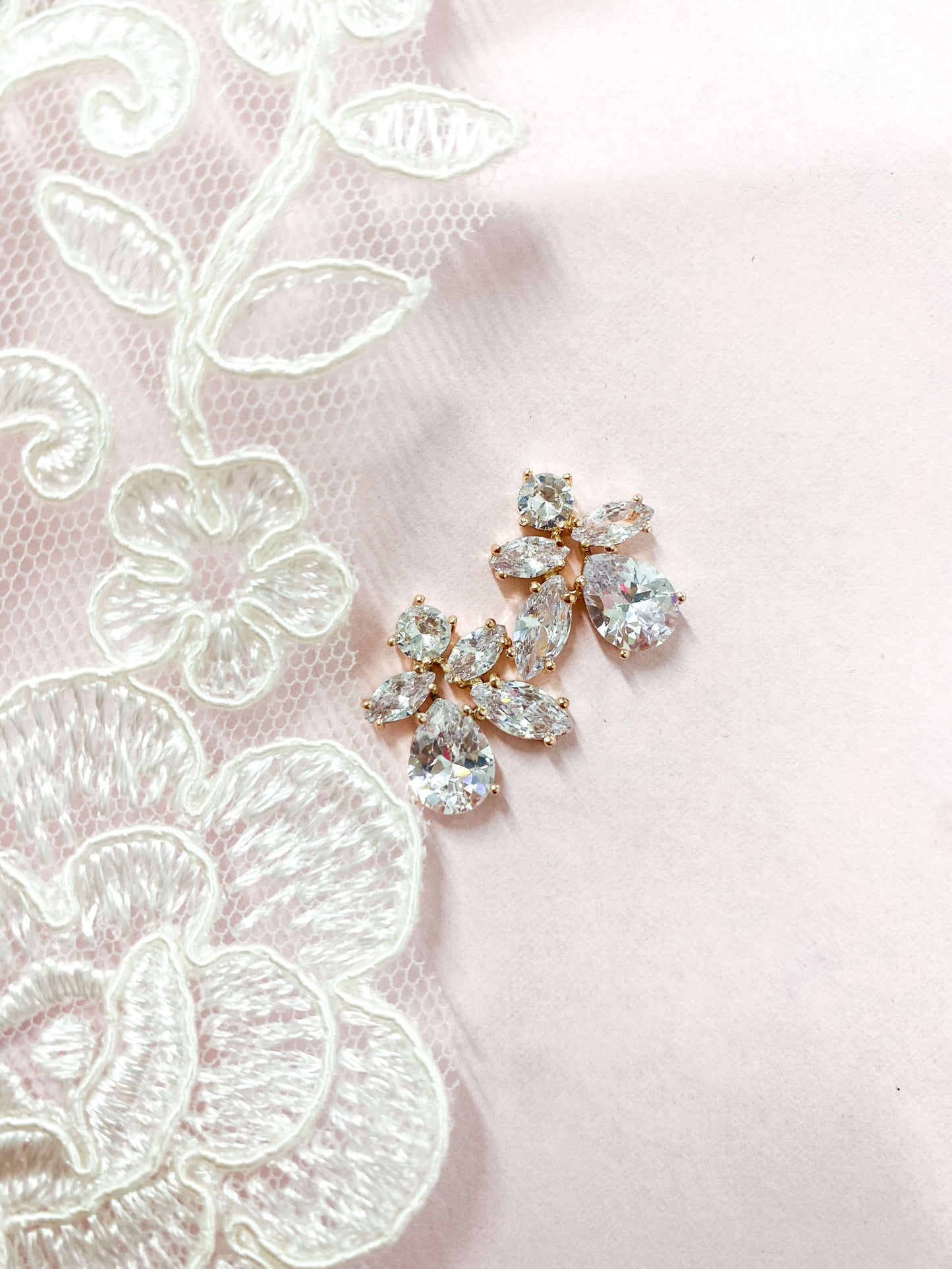 Short Zirconia Earrings