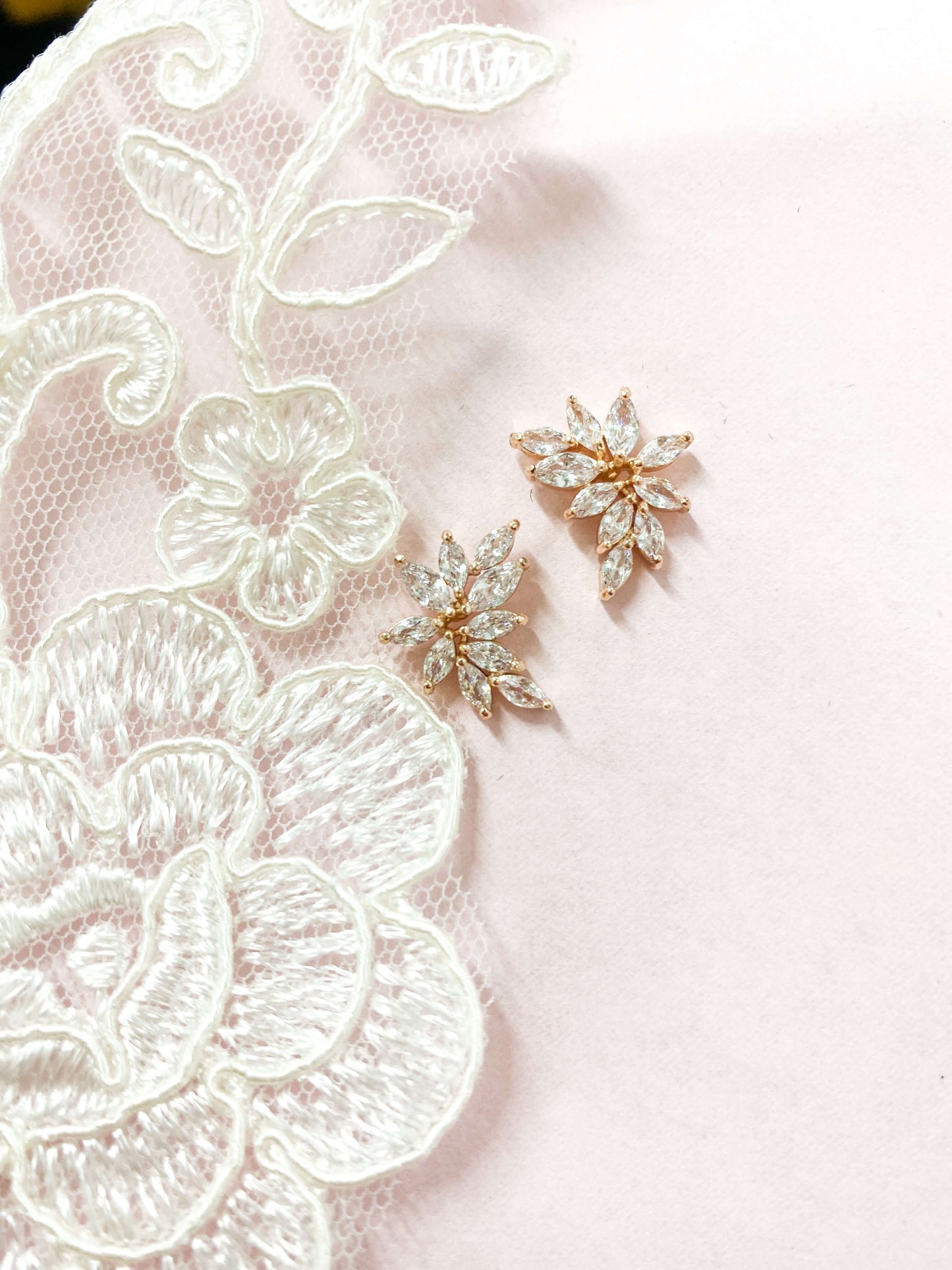 Aretes Cortos Zirconia