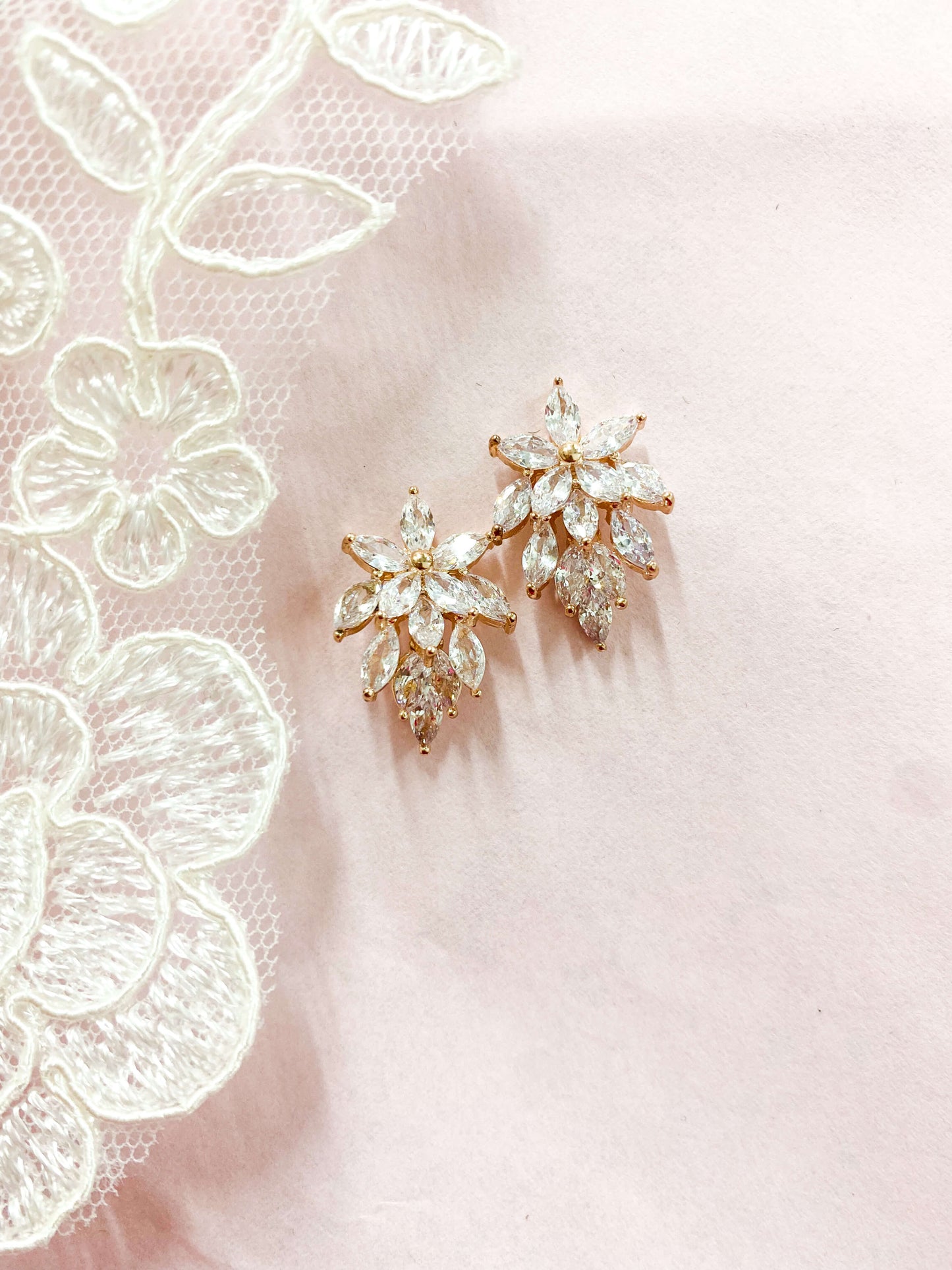Short Zirconia Earrings