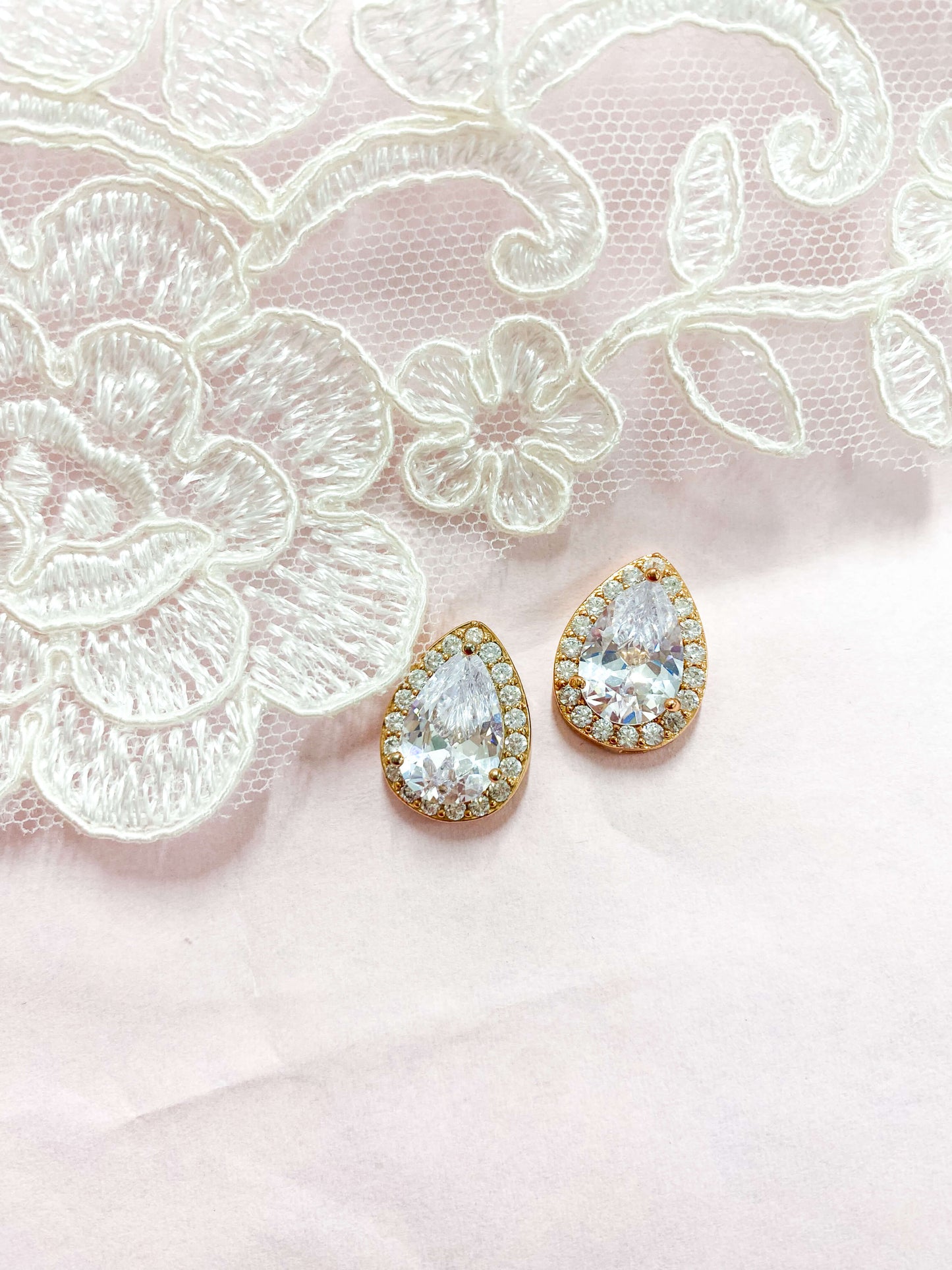 Aretes Cortos Zirconia