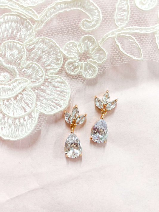 Aretes Cortos Zirconia