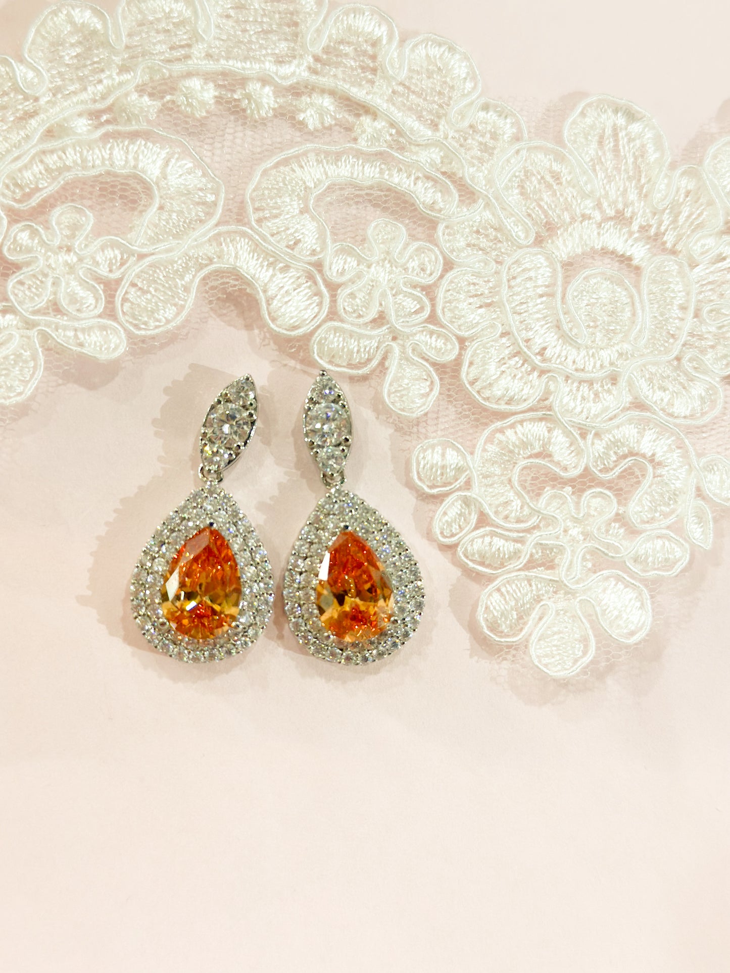 Aretes largos ziconias