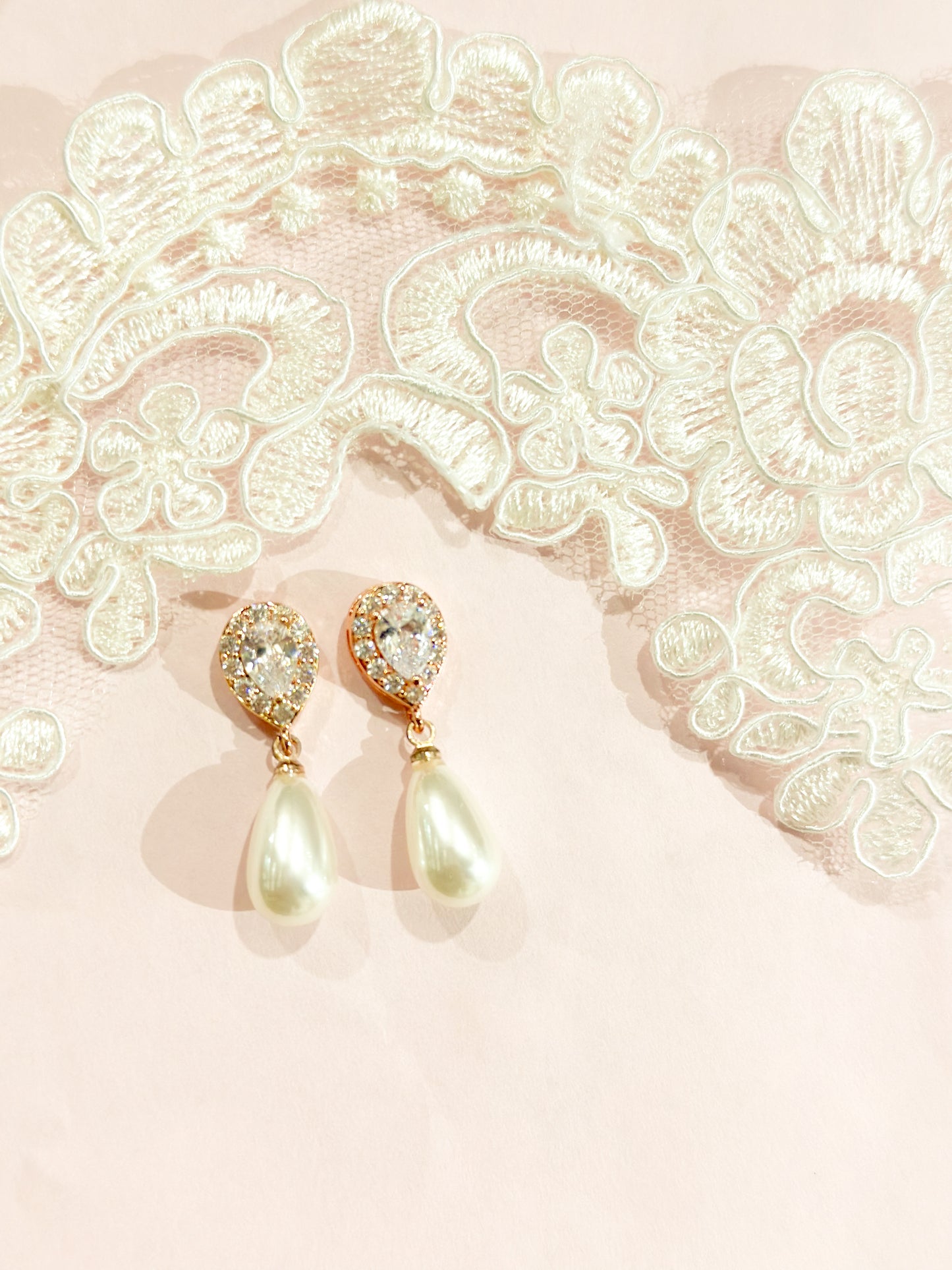 Aretes Medianos Zirconia