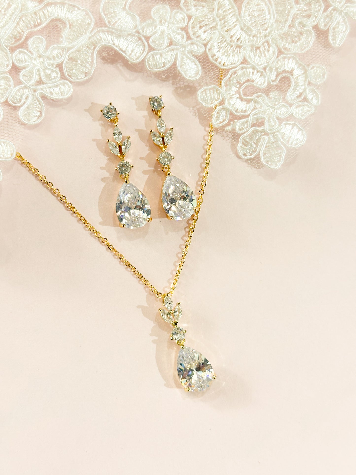 Set gota y hoja dorado
