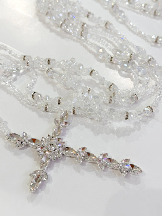 Lazo religioso plateado