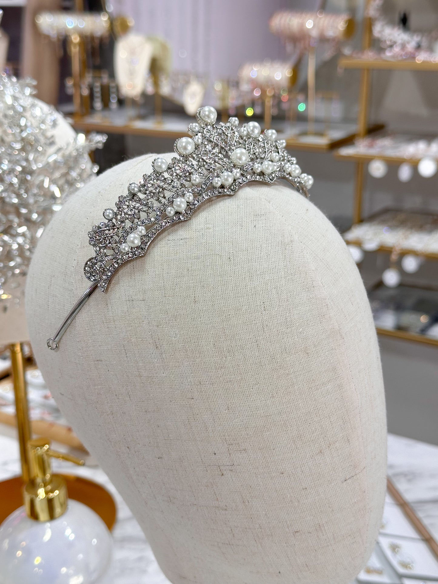 Tiara Clarion