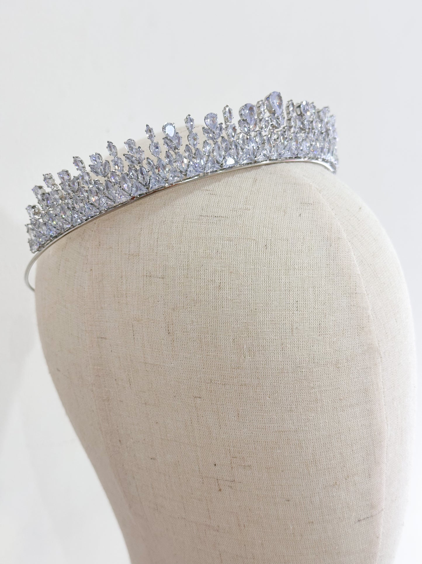 Tiara Regina
