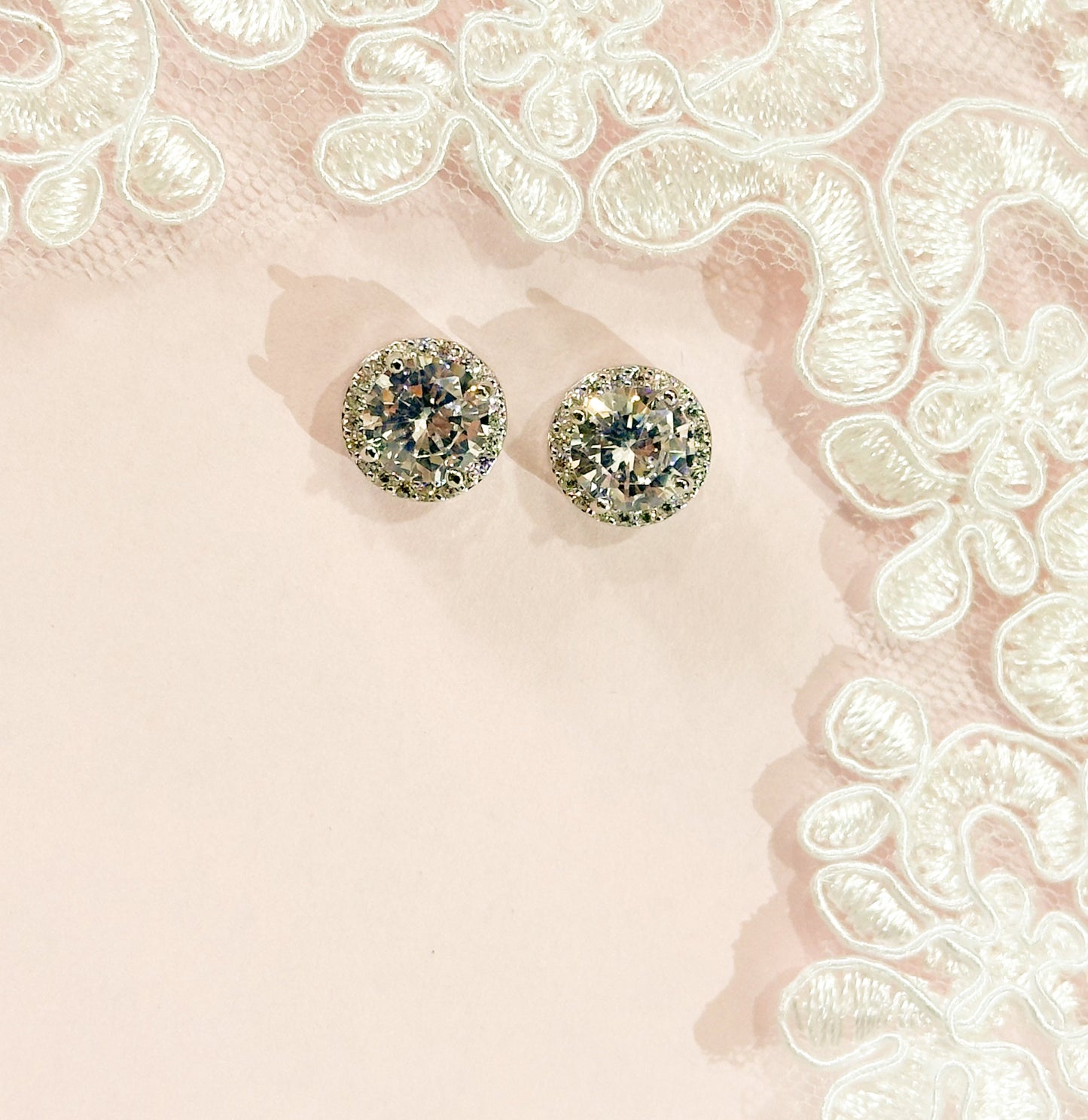 Aretes chicos zirconias